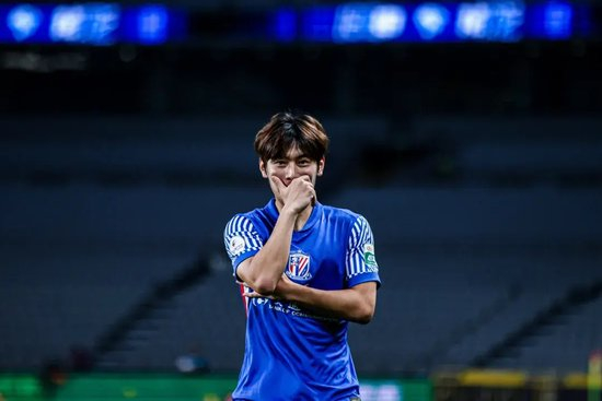 杨皓宇:落选U20后直升申花主力,11场2球1助 杨皓宇:落选U20后直升申花主力,11场2球1助