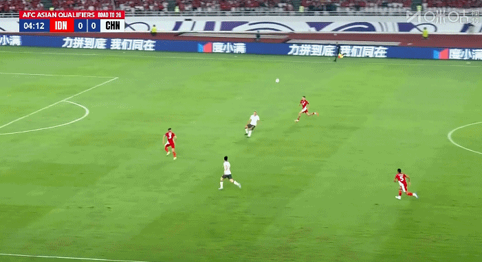 国足0-1印尼遭四连败 提前一轮无缘美加墨世界杯 国足0-1印尼遭四连败 提前一轮无缘美加墨世界杯
