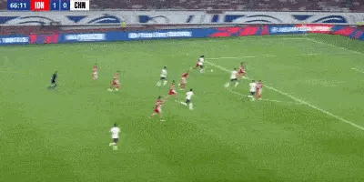 国足0-1印尼遭四连败 提前一轮无缘美加墨世界杯 国足0-1印尼遭四连败 提前一轮无缘美加墨世界杯