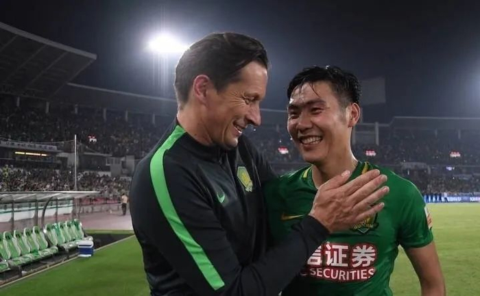 雷腾龙：中国足球要好，等我教的孩子当教练