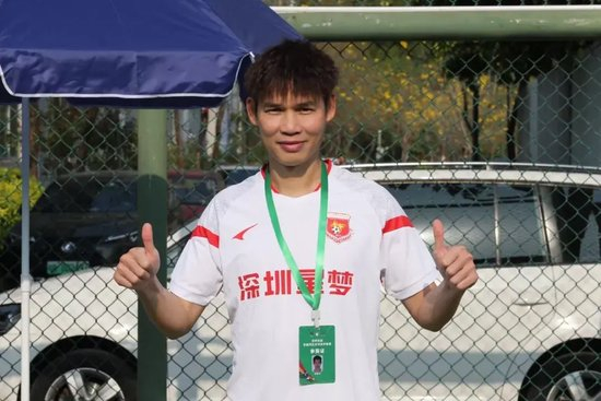 43岁前国脚李健华再战全运:带梅州五华冲击五人制老将组冠军 43岁前国脚李健华再战全运:带梅州五华冲击五人制老将组冠军