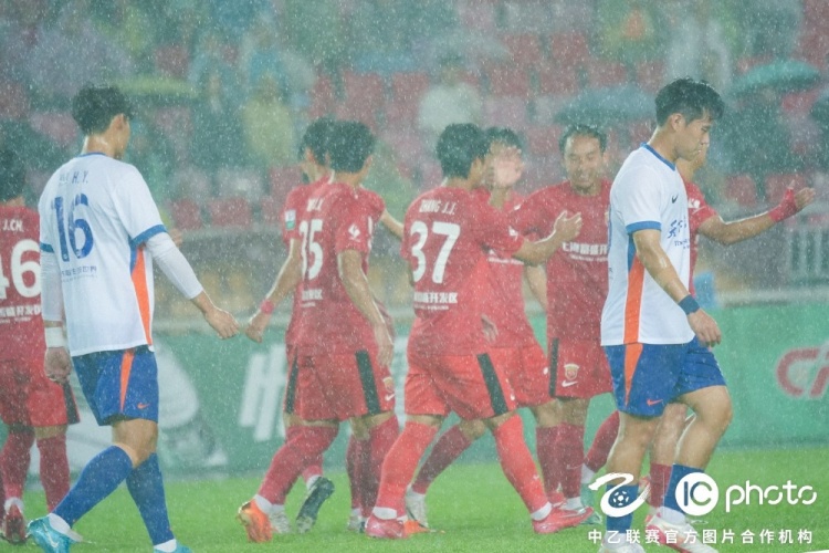 张俊杰世界波制胜 海港富盛经开客场1-0力克泰山B队 张俊杰世界波制胜 海港富盛经开客场1-0力克泰山B队