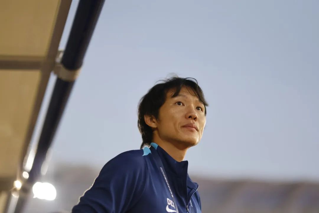 邓卓翔四场7分率三镇逆转津门虎,俱乐部考虑转正 邓卓翔四场7分率三镇逆转津门虎,俱乐部考虑转正
