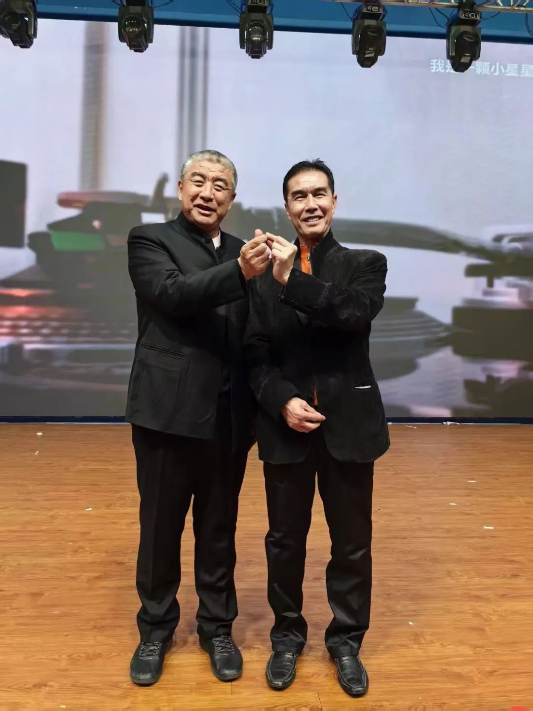 前女足主帅王海鸣遵化校园扎根记：67岁再出发，只为“返璞归真”