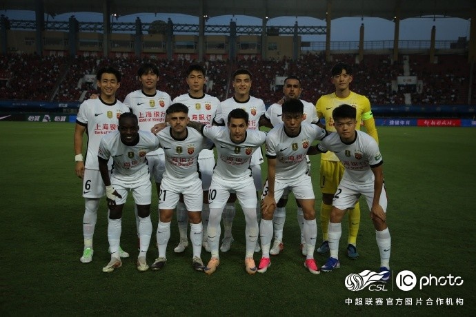 海港客场2-1逆转河南，替补克劳德头槌制胜