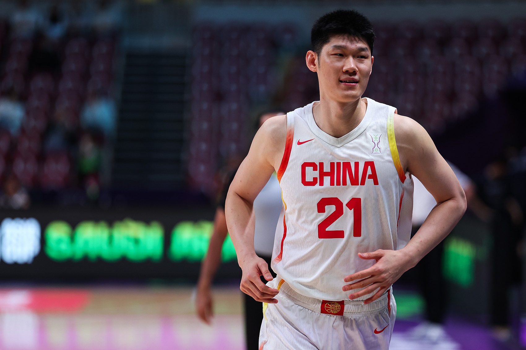 郭艾伦点评胡金秋防守:中国队应避免过度沉退 郭艾伦点评胡金秋防守:中国队应避免过度沉退