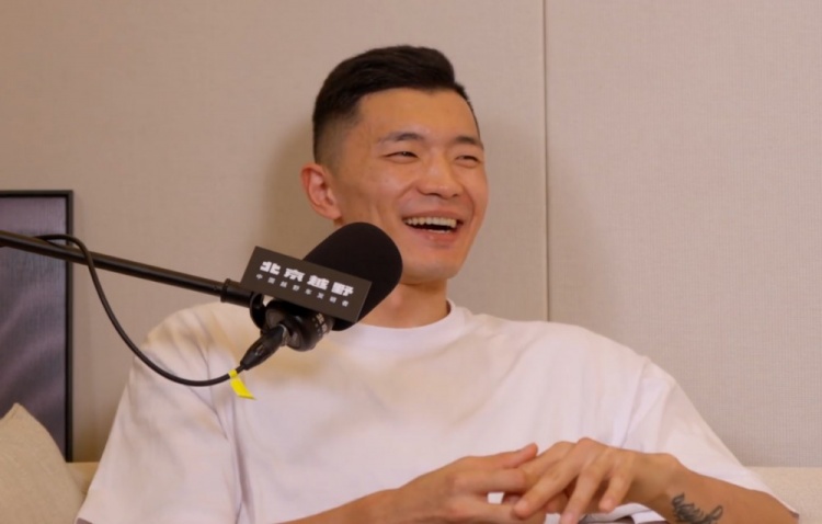陈林坚曝儿时教练:急停跳投全中国仅几人会 直接不让练 陈林坚曝儿时教练:急停跳投全中国仅几人会 直接不让练