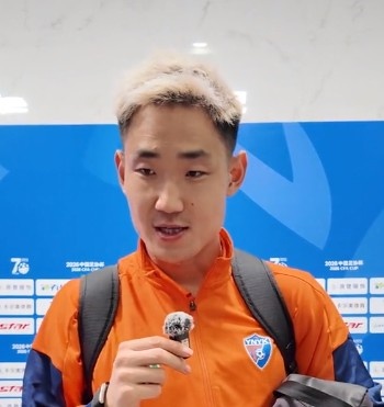 王智峰:失误未击垮我,奇迹眷顾不放弃的人 王智峰:失误未击垮我,奇迹眷顾不放弃的人