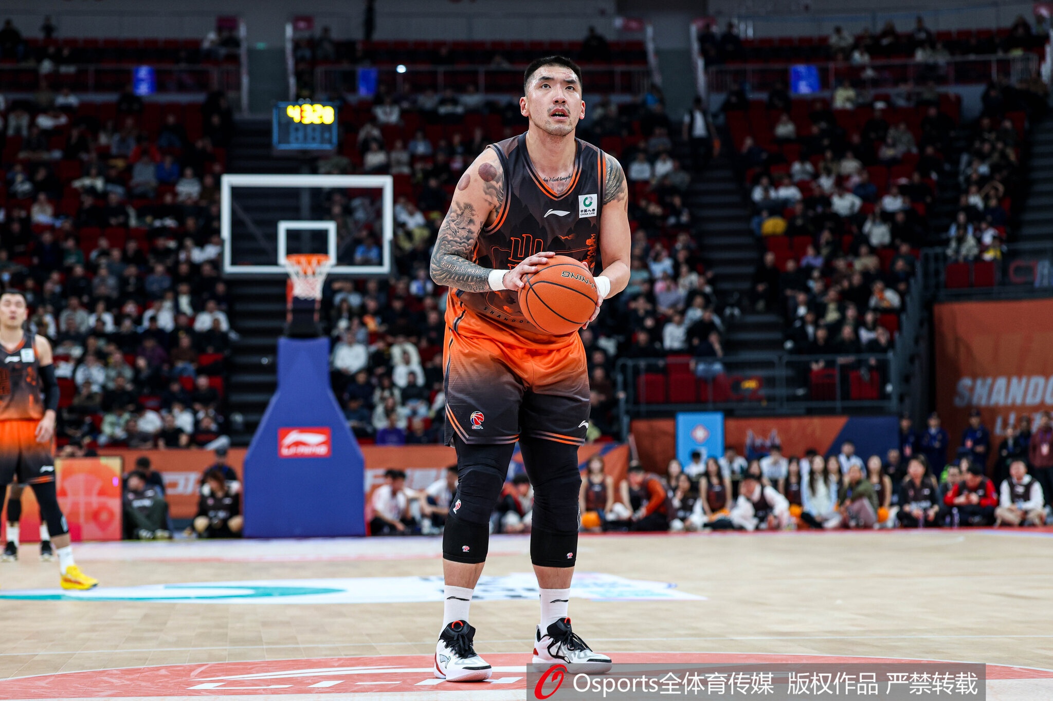 山东男篮两新援明迎首秀 陶汉林D类合同留队 山东男篮两新援明迎首秀 陶汉林D类合同留队