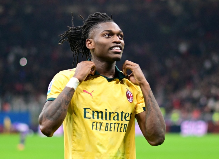 罗德里抵巴萨亲承梦想成真 费尔明让16号改穿7号
