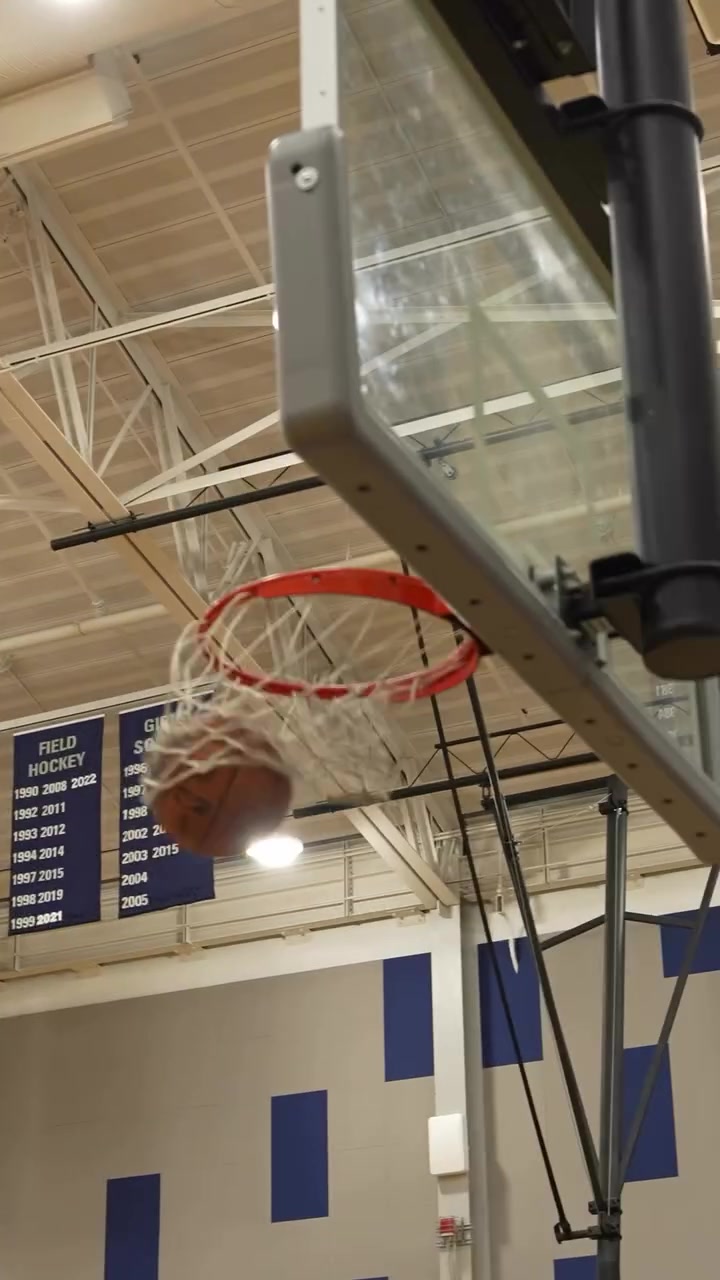 精细手活!马克西转发个人训练视频 打磨左右手打板上反篮技术 精细手活!马克西转发个人训练视频 打磨左右手打板上反篮技术
