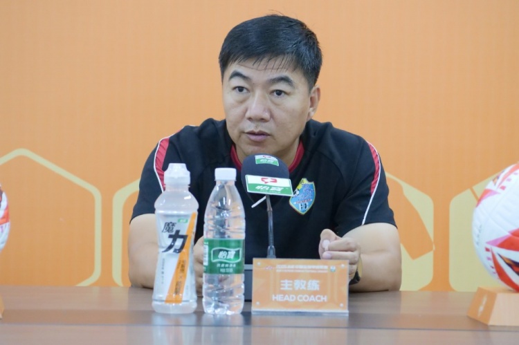 【赛前声音】刘俊威:这周准备得还不错,明天我们会全力以赴 【赛前声音】刘俊威:这周准备得还不错,明天我们会全力以赴