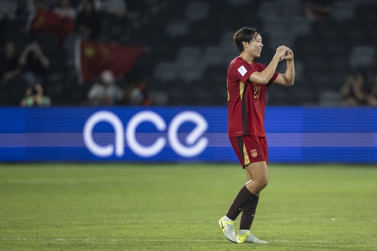 足球报:邵子钦参加欧冠延迟归队,亚运小组赛后与中国女足会合 足球报:邵子钦参加欧冠延迟归队,亚运小组赛后与中国女足会合
