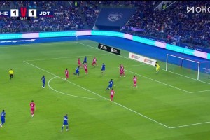 [进球视频] 吉滕斯造点，德拉普点射双响！切尔西2-1领先柔佛新山